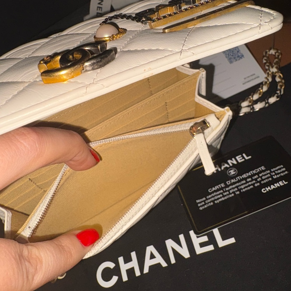Chanel Paris Coco Runway Wallet On Chain White Lambskin WOC Full Set - Picture 13 of 14
